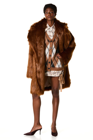 
                  
                    Load image into Gallery viewer, Γούνα Καφέ - Oversized Faux Fur
                  
                