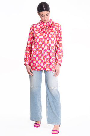 
                  
                    Load image into Gallery viewer, Fuchsia Print Blouse
                  
                