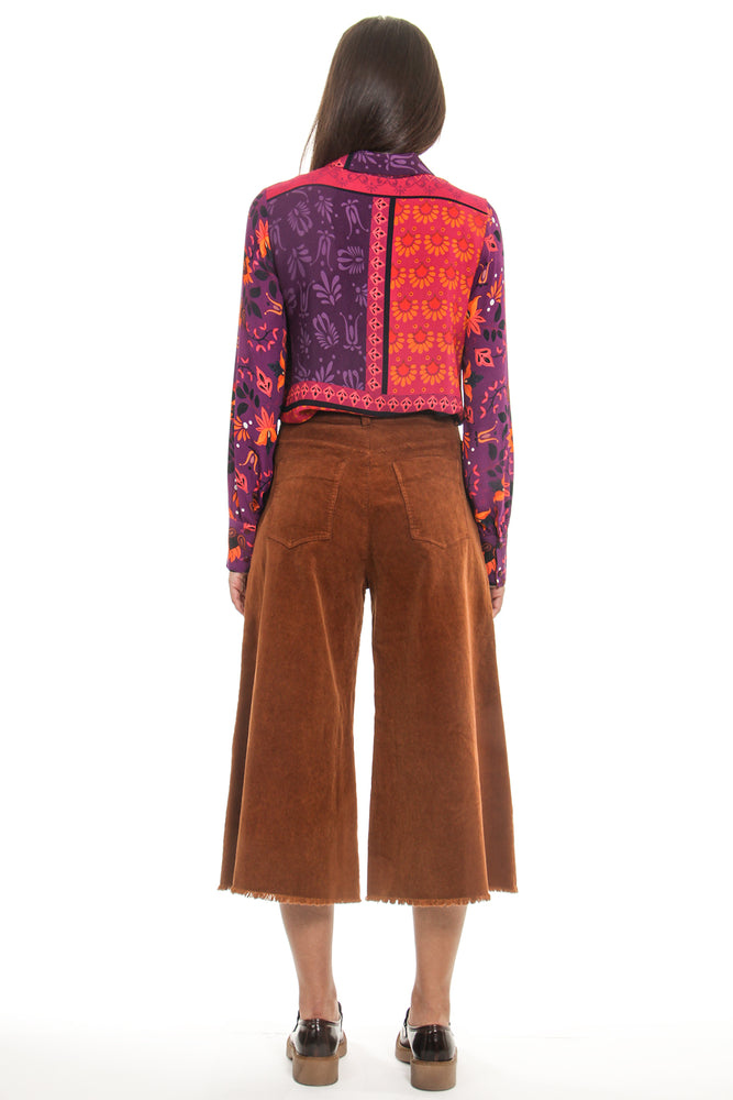 
                  
                    Load image into Gallery viewer, Trousers - Trousers zip kilot camel
                  
                