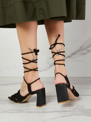 
                  
                    Load image into Gallery viewer, Hight heels rope sandal - Black Sandals
                  
                