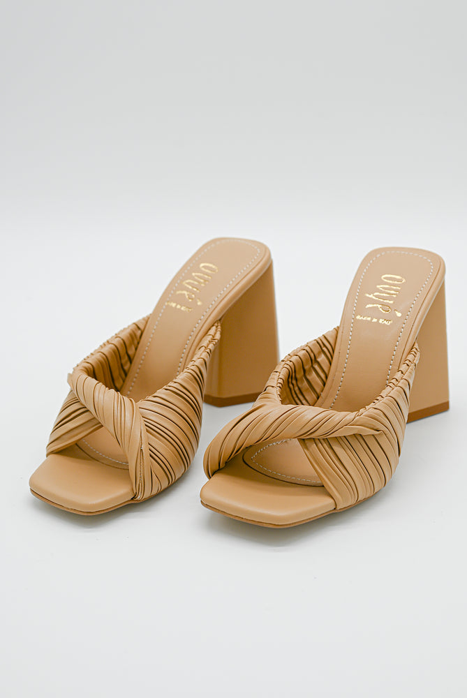 
                  
                    Load image into Gallery viewer, Hight heels rope sandal - Beige Sandals
                  
                