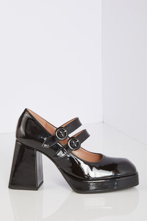 
                  
                    Load image into Gallery viewer, Leather Black Patent heels
                  
                